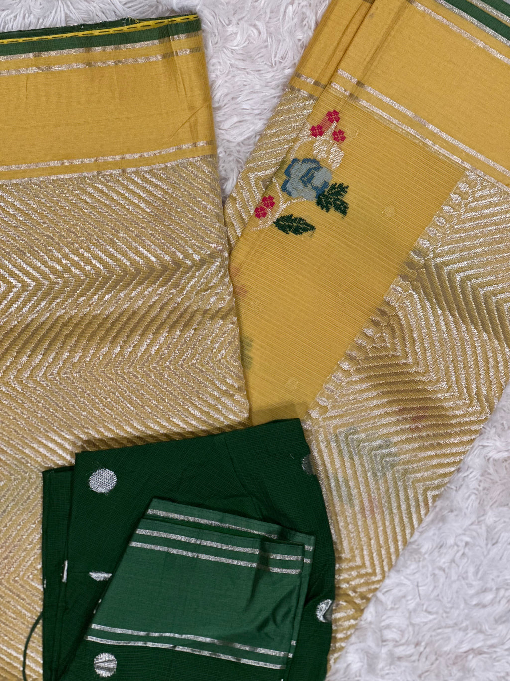 Yellow & Green - Zari Kota